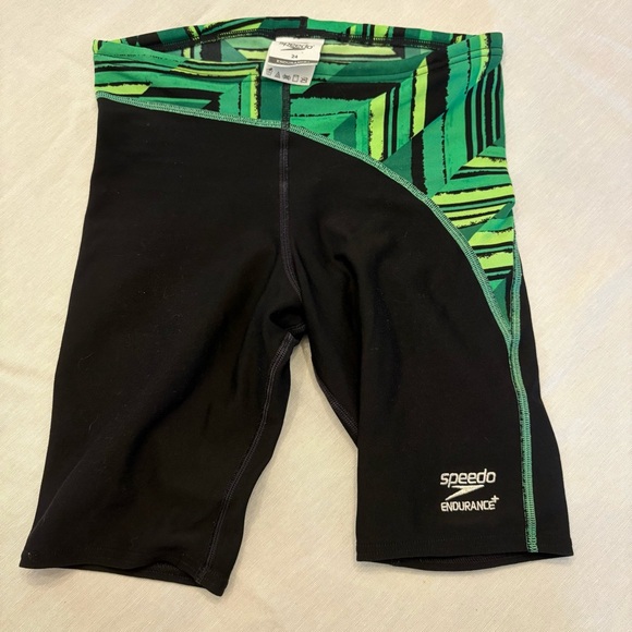 Speedo Men's Black and Green Swim Trunks - Picture 1 of 3